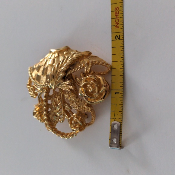 Trifari Flower Basket Brooch/Pin - Picture 6 of 7